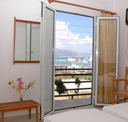 Poseidon Hotel 2*
